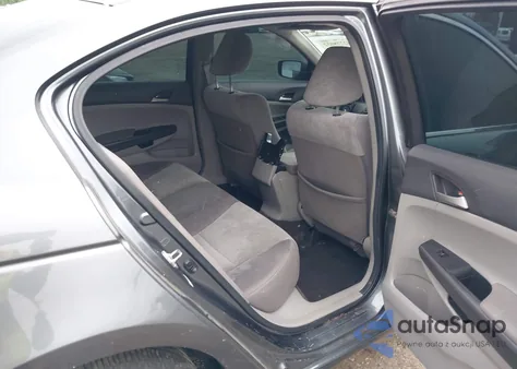 2010 Honda Accord 2.4 Lx-P z USA, uszkodzony, nr VIN 1HGCP2F4XAA042882